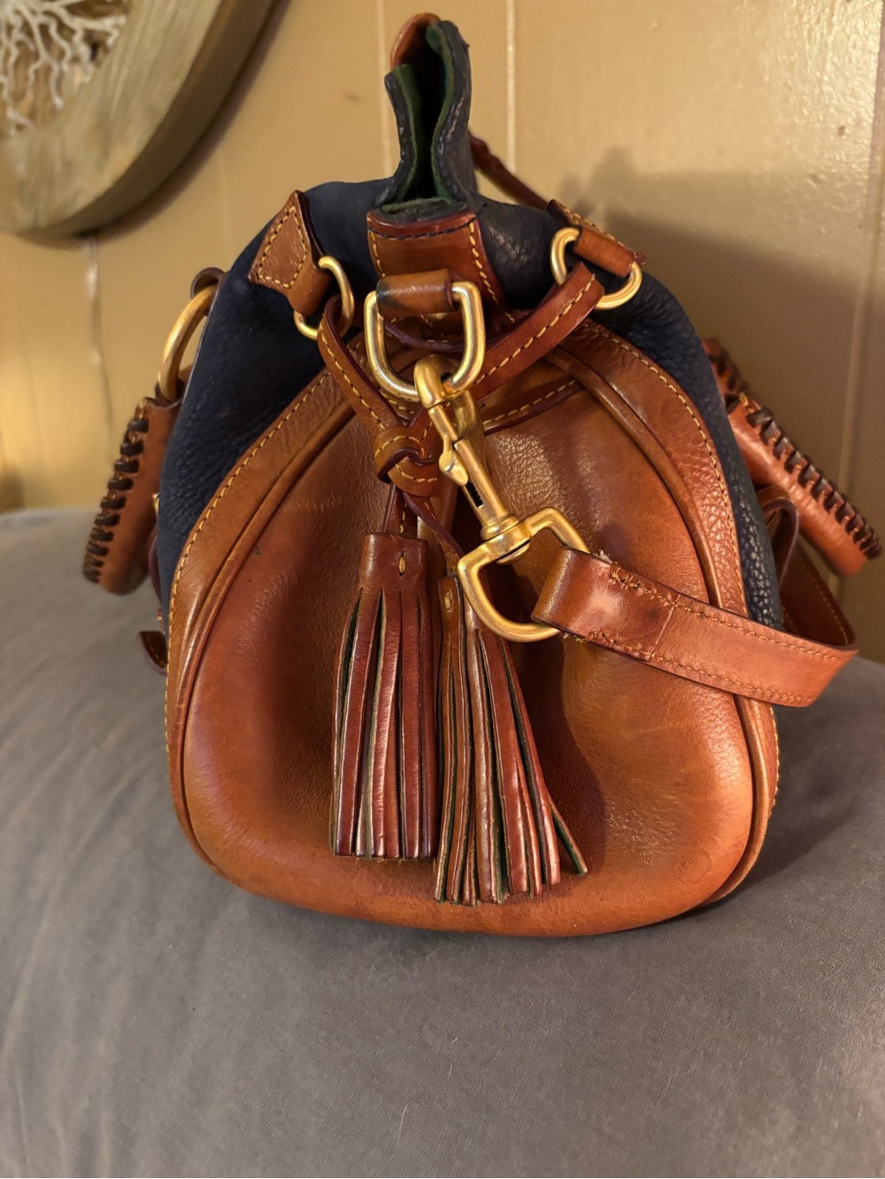 $275 DOONEY & BOURKE - Picture 3 of 12